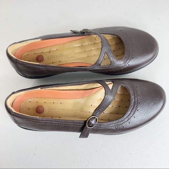 Clarks Brown Shoes Size 8.5 - Picture 2 of 8
